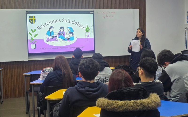 Comunidad Escolar promueve la convivencia sana mediante exitosas Charlas de Relaciones Saludables