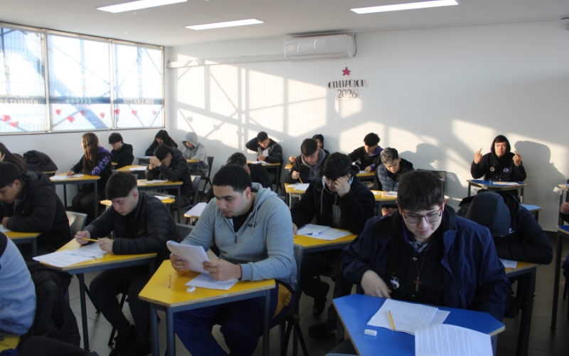 Estudiantes de IV° Medio ensayaron para la PAES 2026