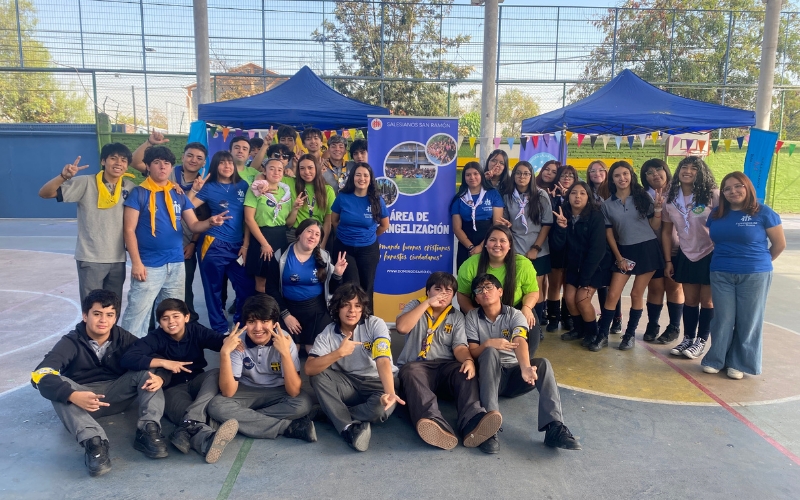 Feria Pastoral reúne a estudiantes y da vida al MJS en Domingo Savio